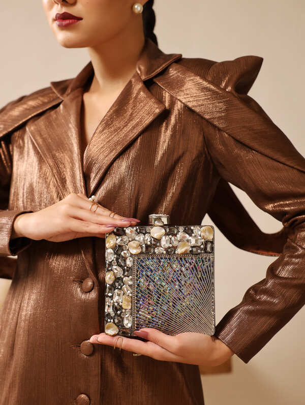 Aqsa Embellished Brass Clutch